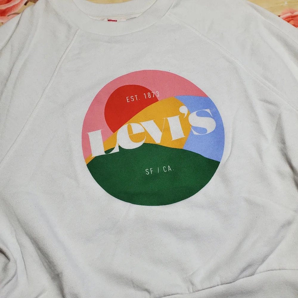 Levi's cropped white sweatshirt - Picture 7 of 9